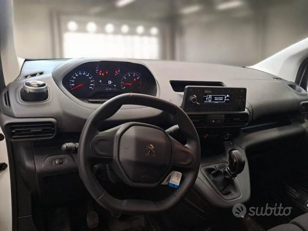 Peugeot Partner 2021 photo 3