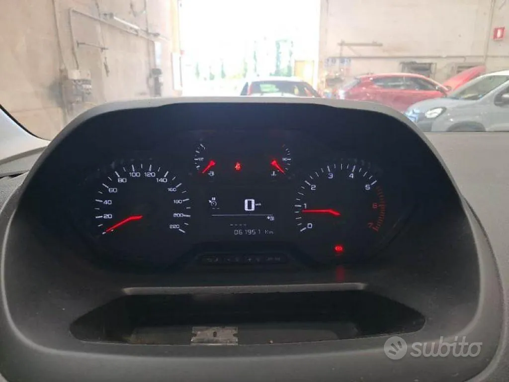 Peugeot Partner 2021 photo 4