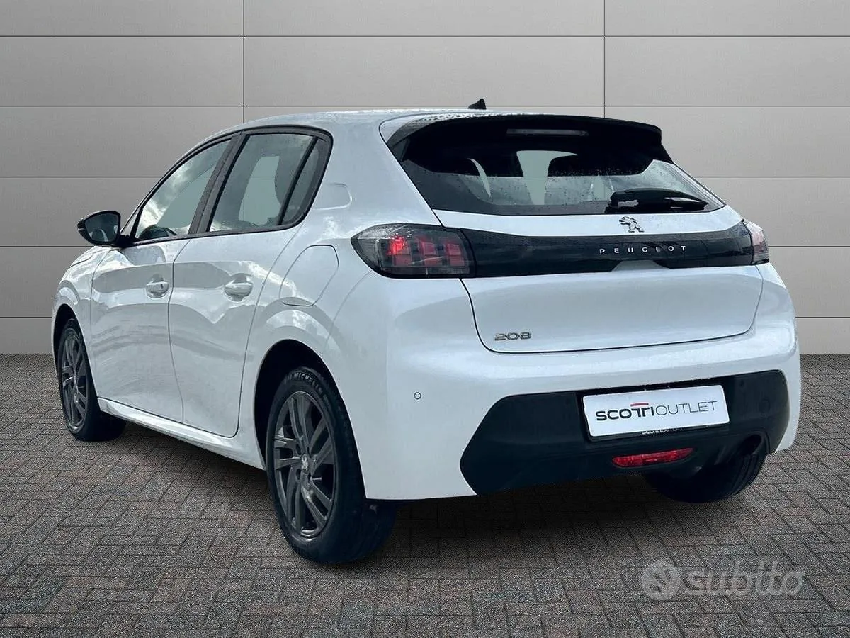 Peugeot 208 2022 photo 4