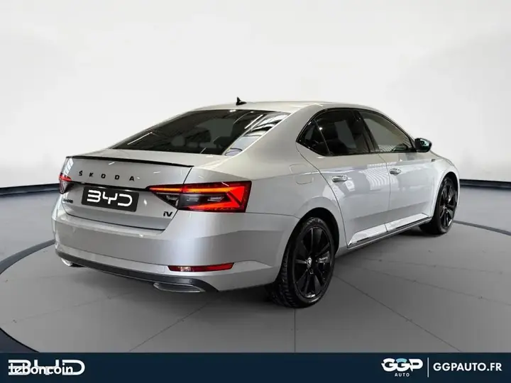 Skoda Superb 2020 photo 5