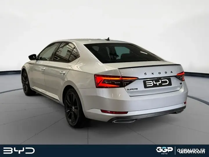 Skoda Superb 2020 photo 3