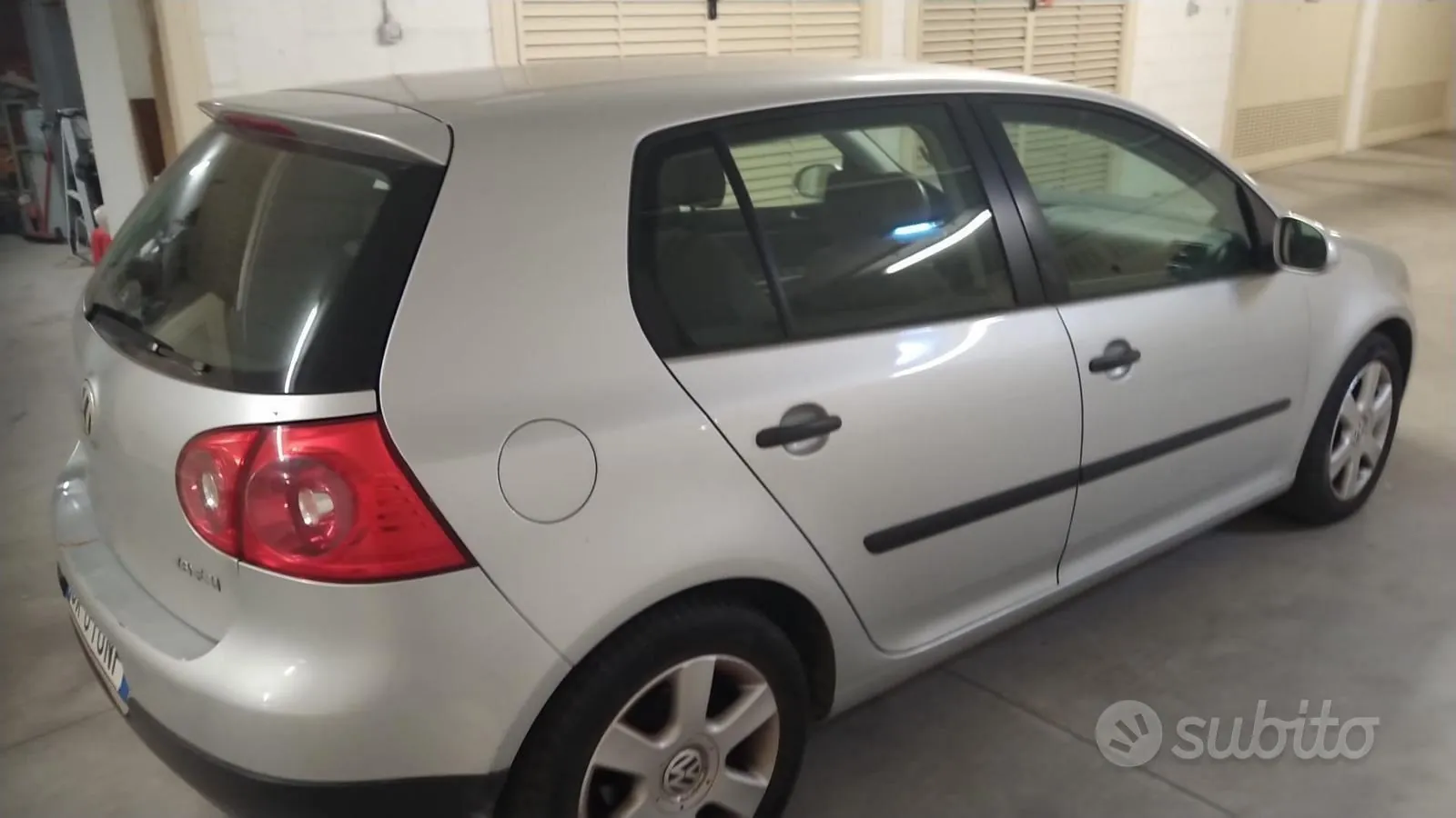 Volkswagen Golf 2005 photo 3