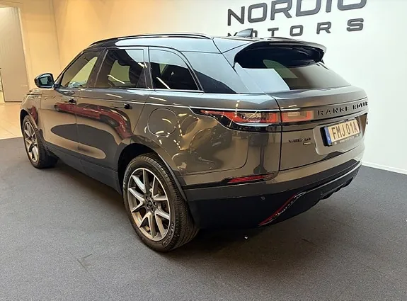 Land Rover Range Rover Velar 2023 photo 3
