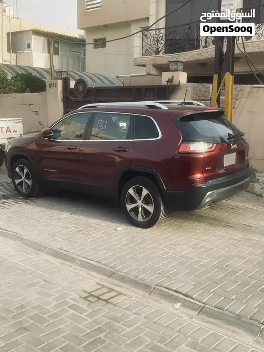 Jeep Cherokee 2019 photo 4