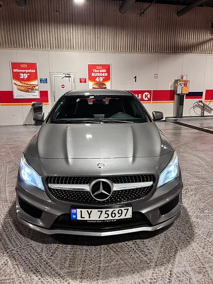 Mercedes-Benz Cla180 2014 photo 2