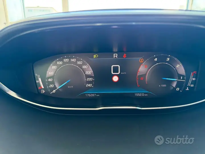 Peugeot 3008 2022 photo 4
