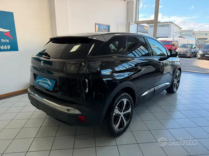 Peugeot 3008 2022 photo 2