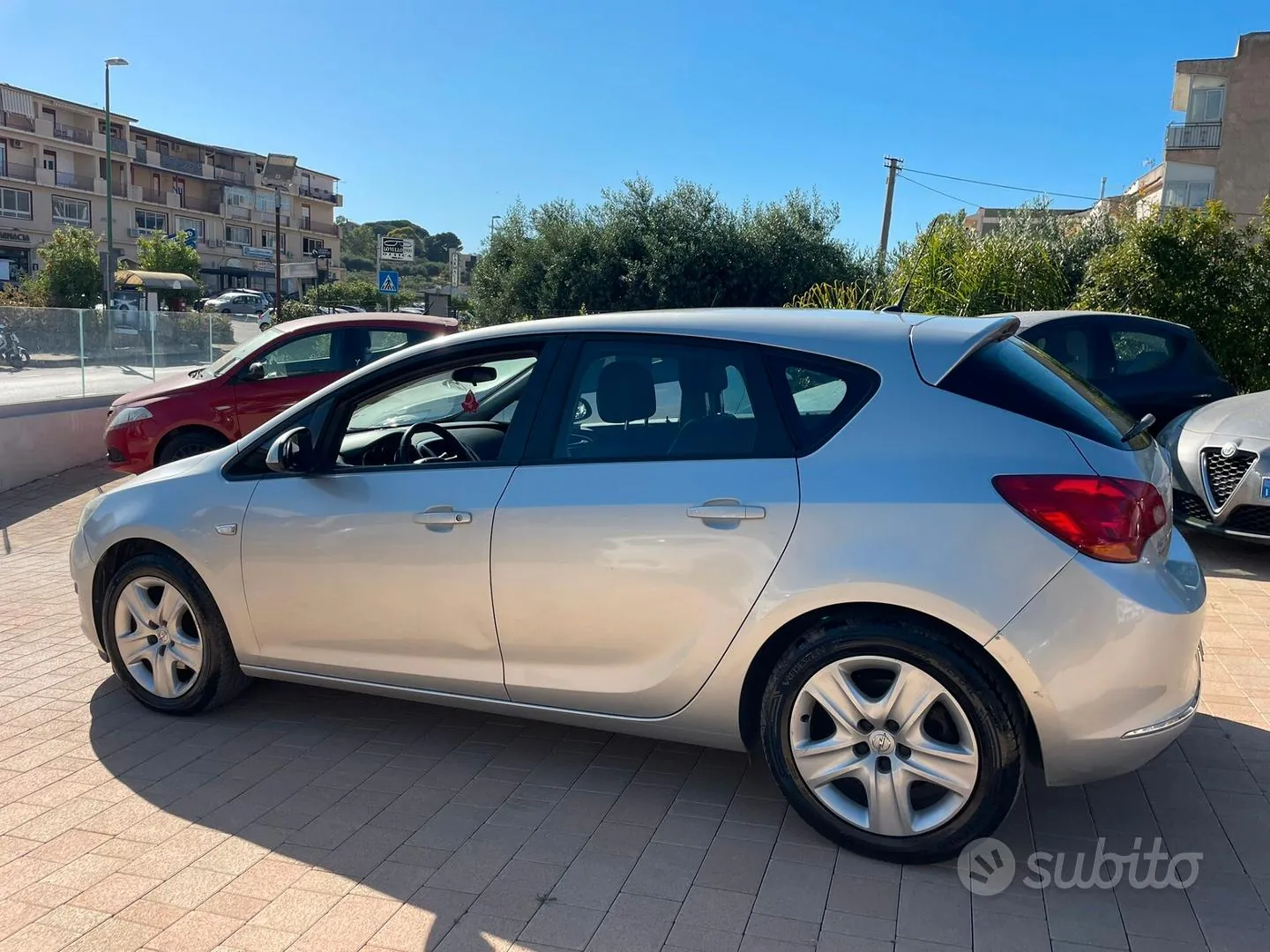 Opel Astra 2015 photo 3