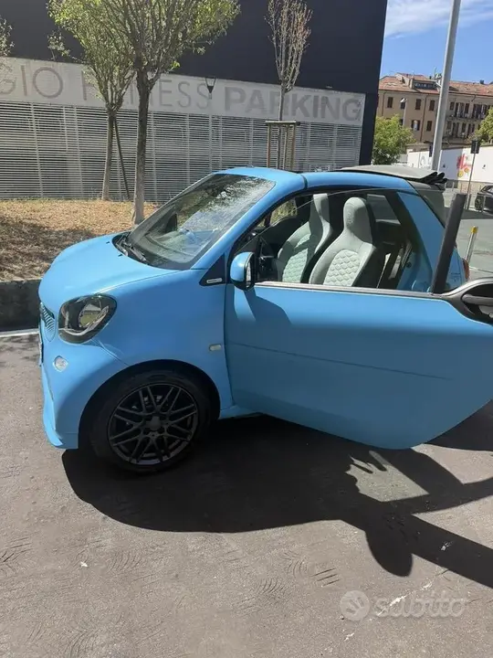 Smart Fortwo 2017 photo 3