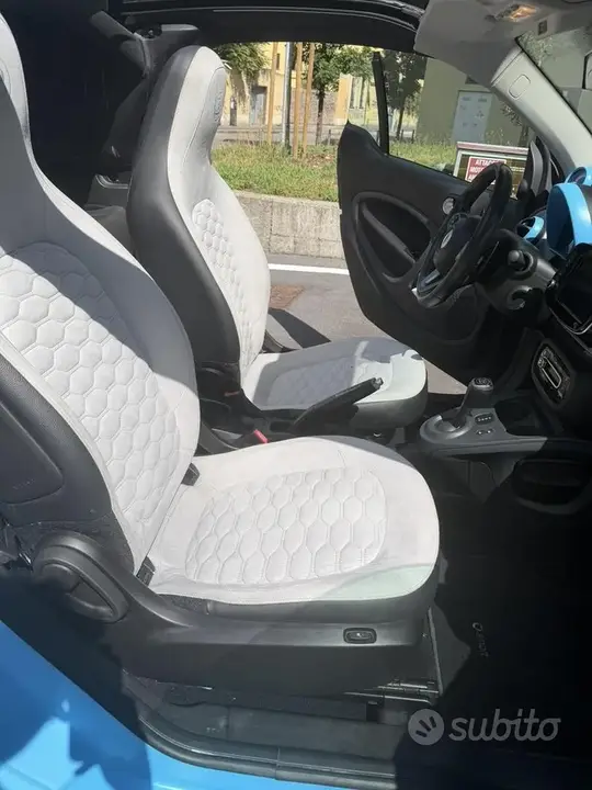 Smart Fortwo 2017 photo 5