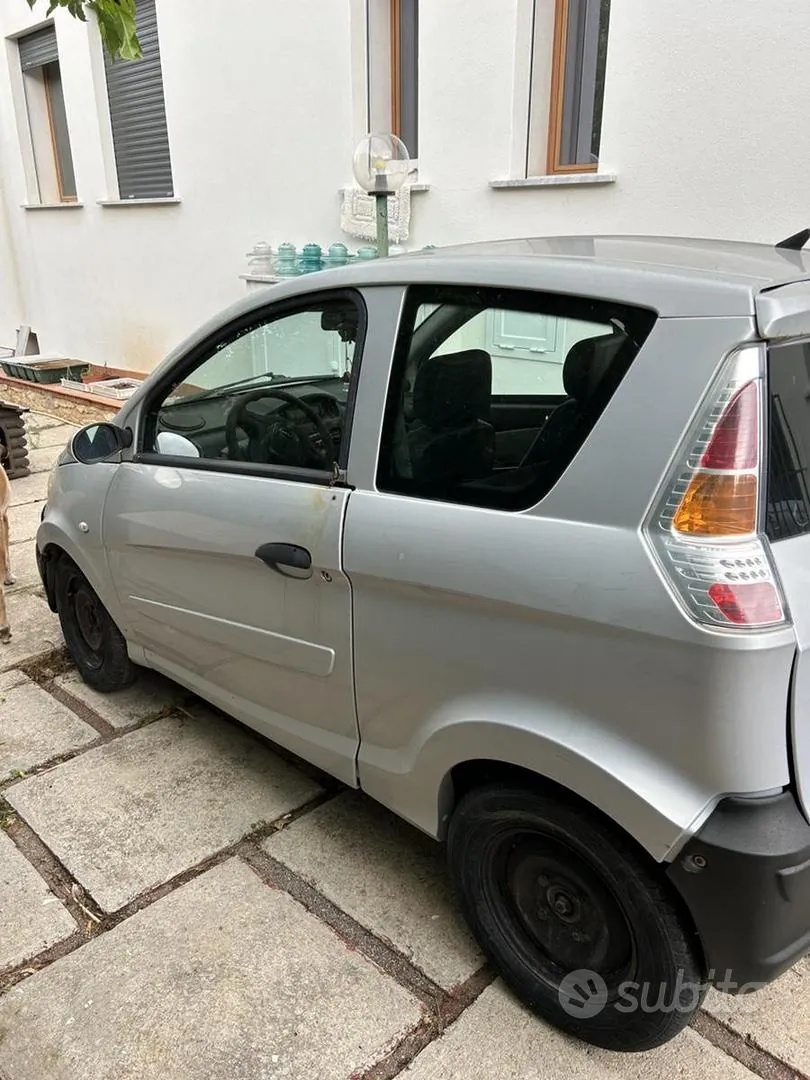 Microcar M.Go 2009 photo 3