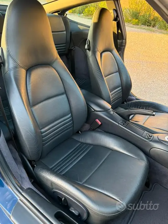 Porsche 911 2002 photo 4