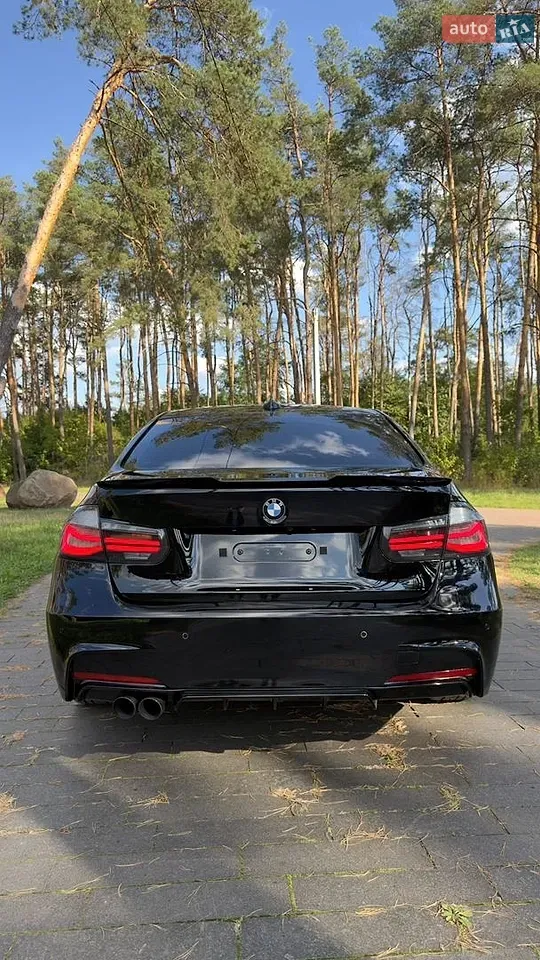 BMW 3 Series 2017 photo 4