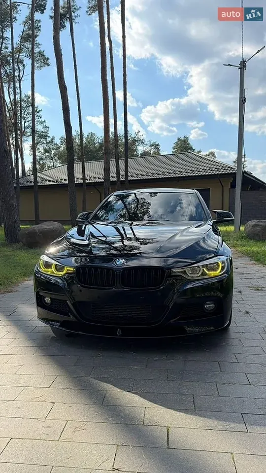BMW 3 Series 2017 photo 2