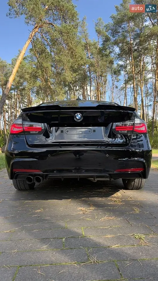 BMW 3 Series 2017 photo 5