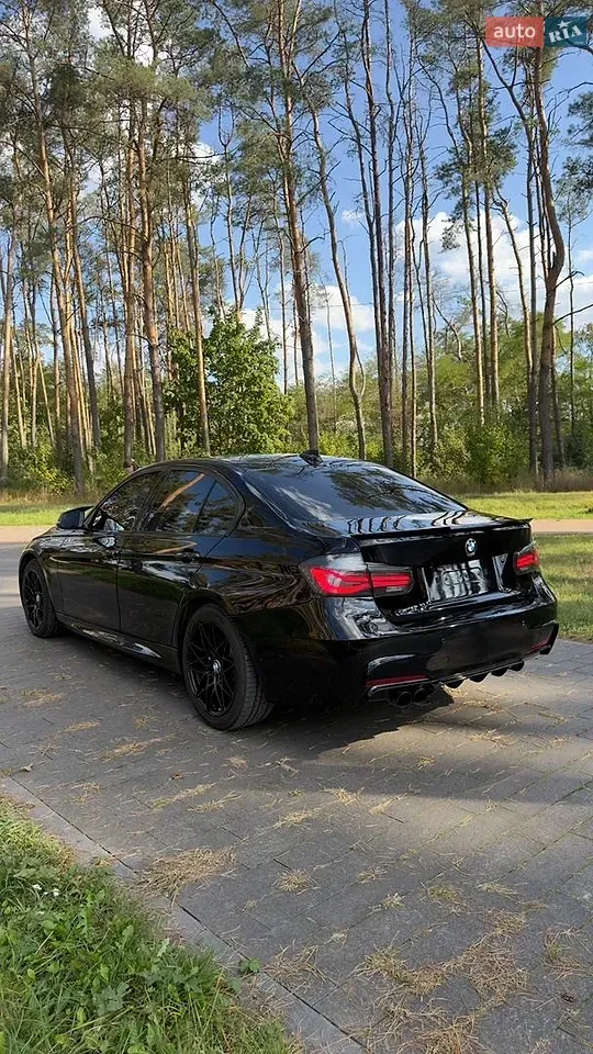 BMW 3 Series 2017 photo 3