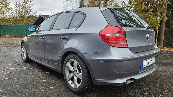 BMW 116I 2009 photo 2