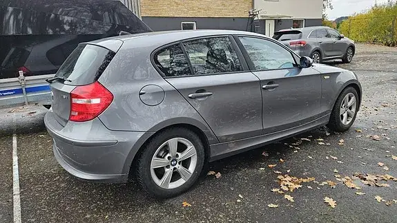 BMW 116I 2009 photo 3