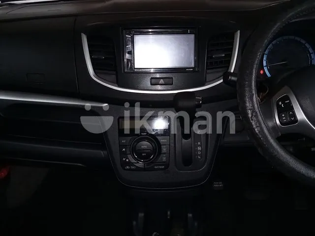 Suzuki Wagon R 2015 photo 4