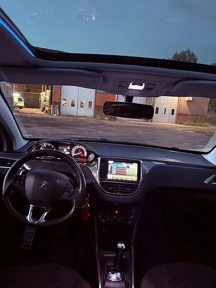 Peugeot 2008 2014 photo 5