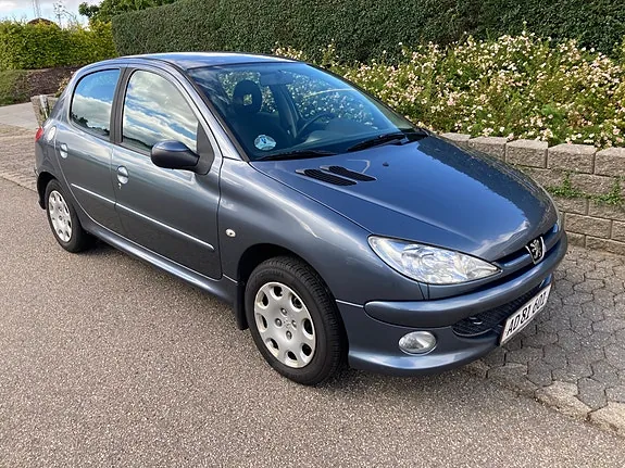Peugeot 206 2007 photo 5