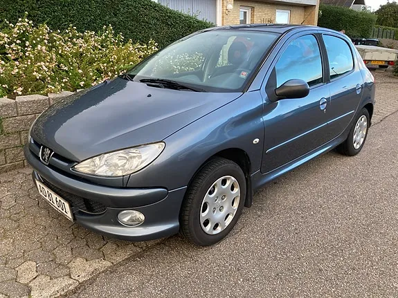 Peugeot 206 2007 photo 2
