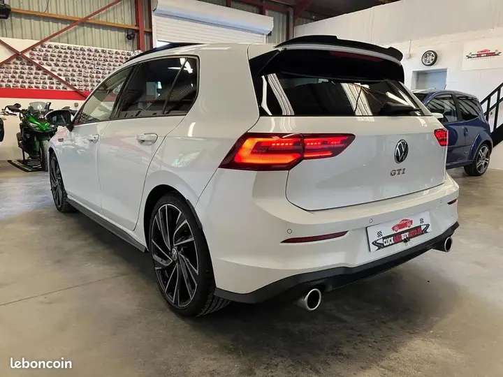 Volkswagen Golf 2021 photo 3