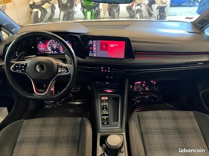 Volkswagen Golf 2021 photo 2