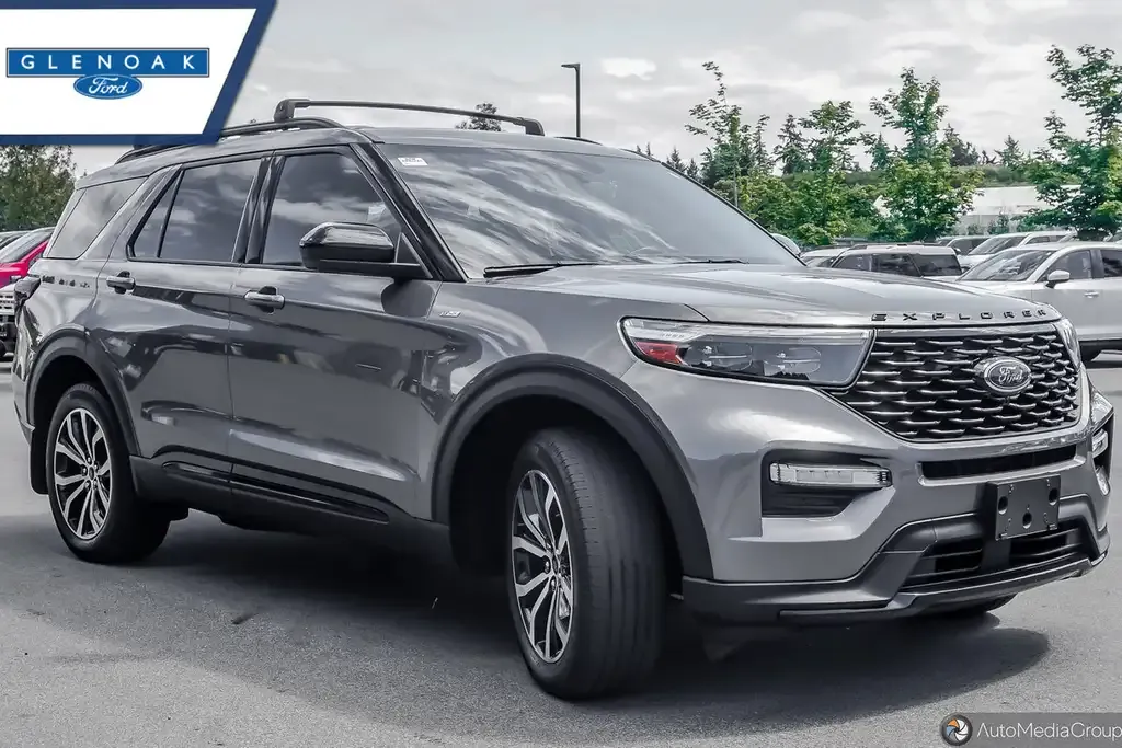 Ford Explorer 2022 photo 3