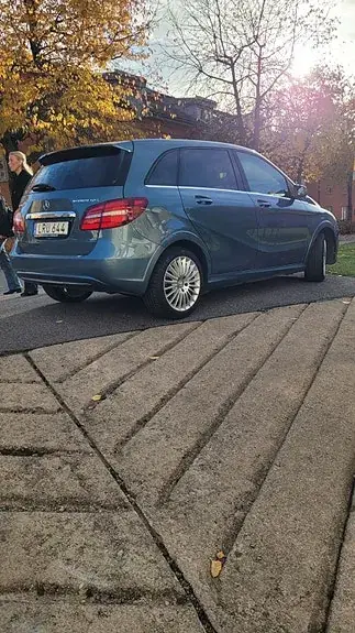 Mercedes-Benz B 200 2015 photo 4