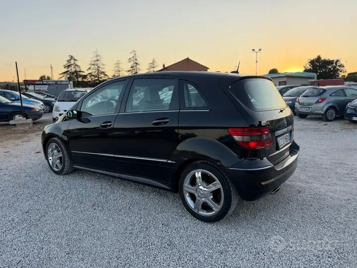 Mercedes-Benz B 2005 photo 4