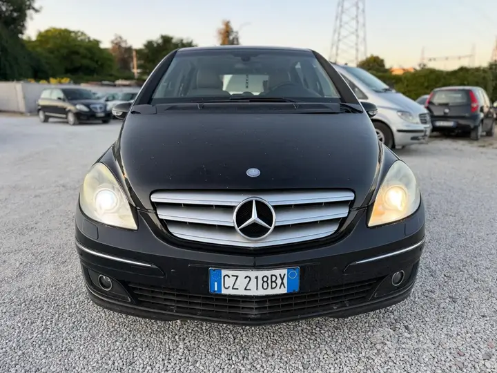 Mercedes-Benz B 2005 photo 3