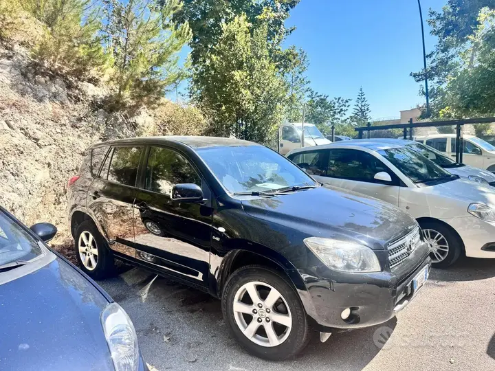 Toyota Rav4 2009 photo 2