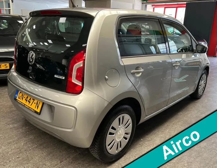 Volkswagen Up 2015 photo 2