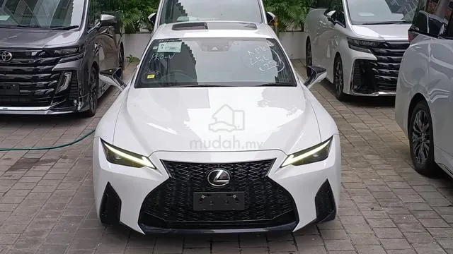 Lexus Is300