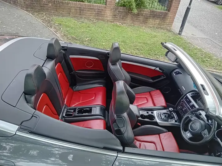 Audi A5 2012 photo 5