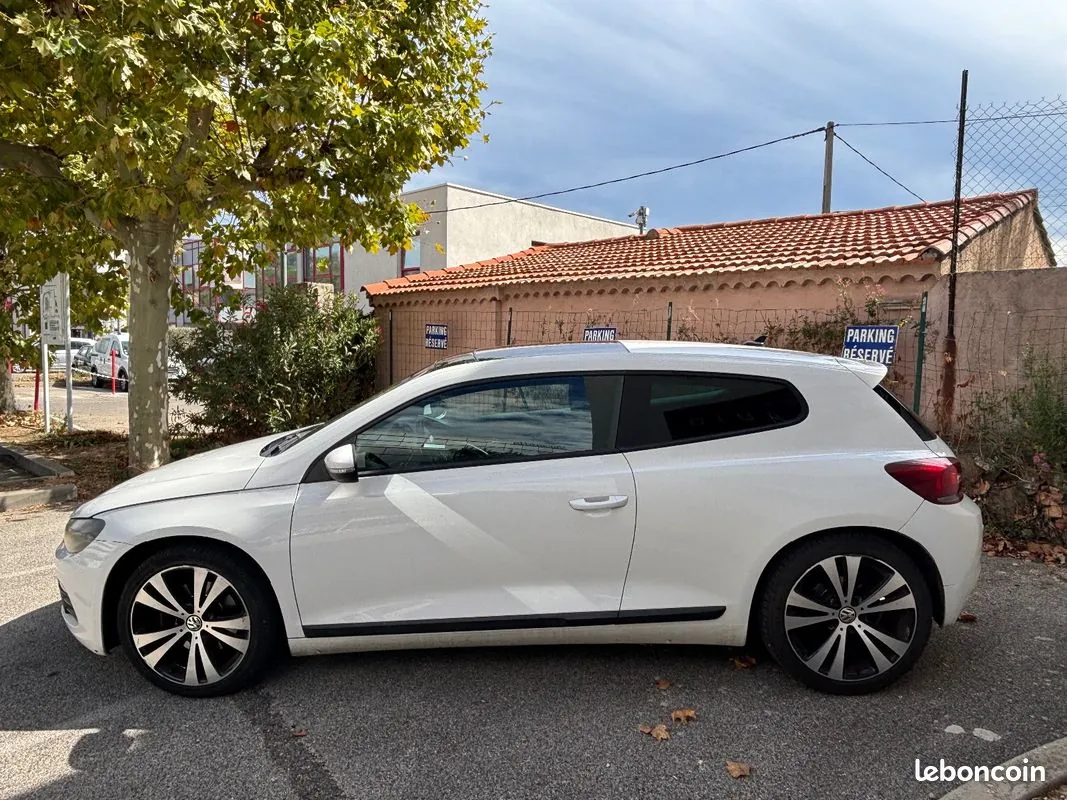 Volkswagen Scirocco 2011 photo 4