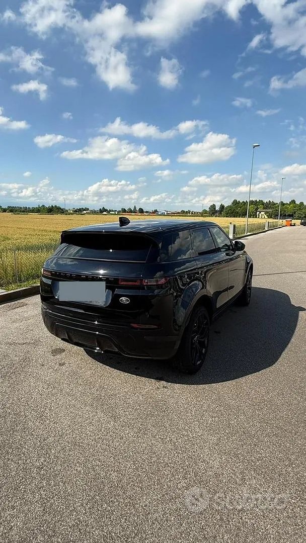 Land Rover Evoque 2020 photo 2
