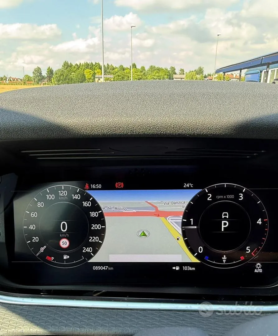 Land Rover Evoque 2020 photo 3