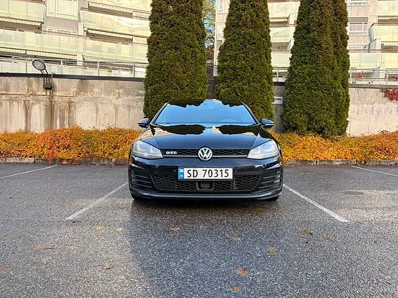 Volkswagen Golf 7