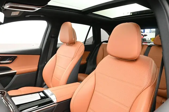 Mercedes-Benz Glc 2024 photo 4