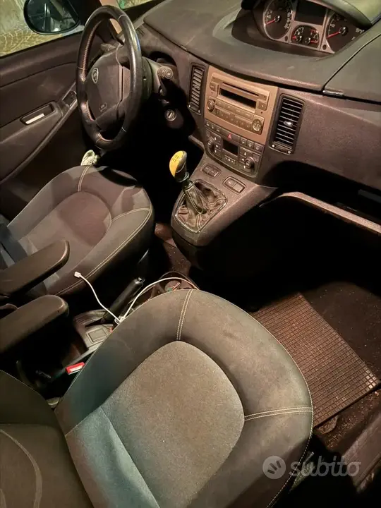 Lancia Musa 2012 photo 2