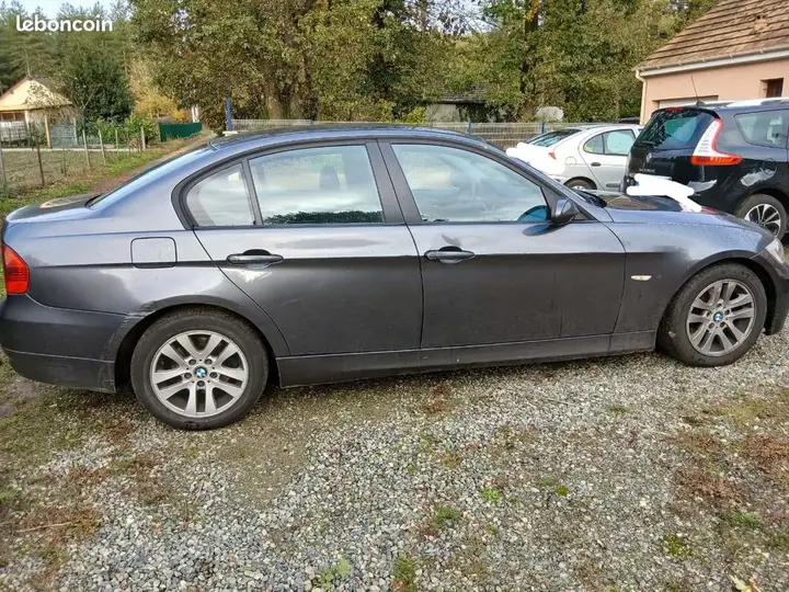 BMW 3 Series 2006 photo 2