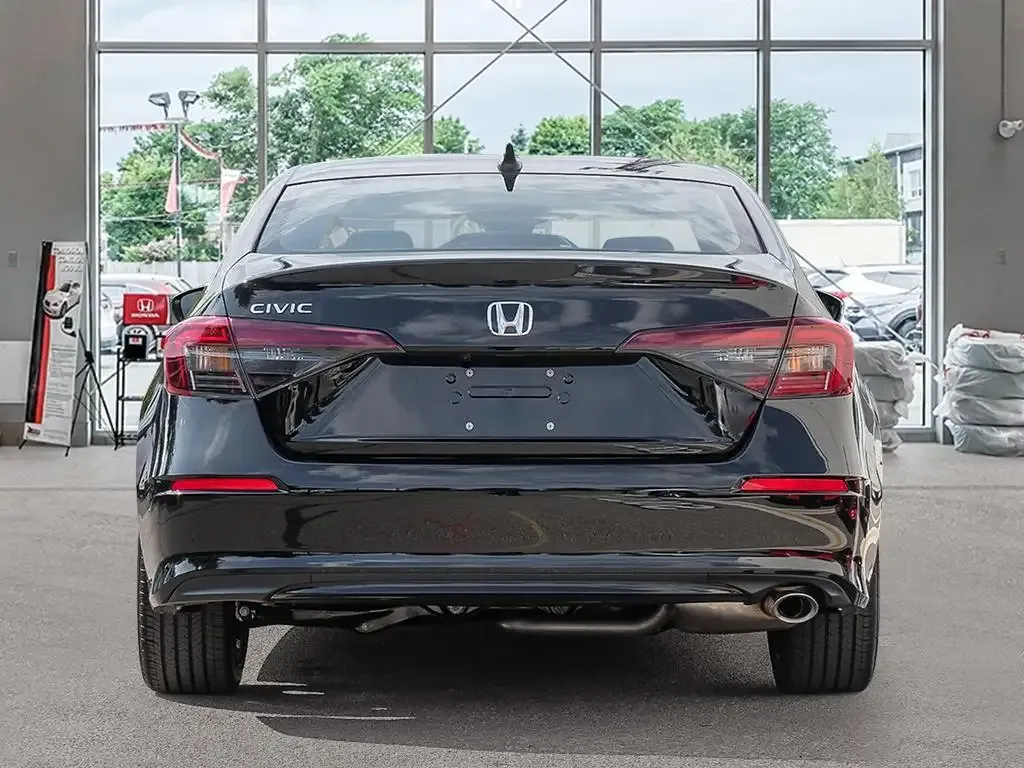 Honda Civic 2026 photo 5