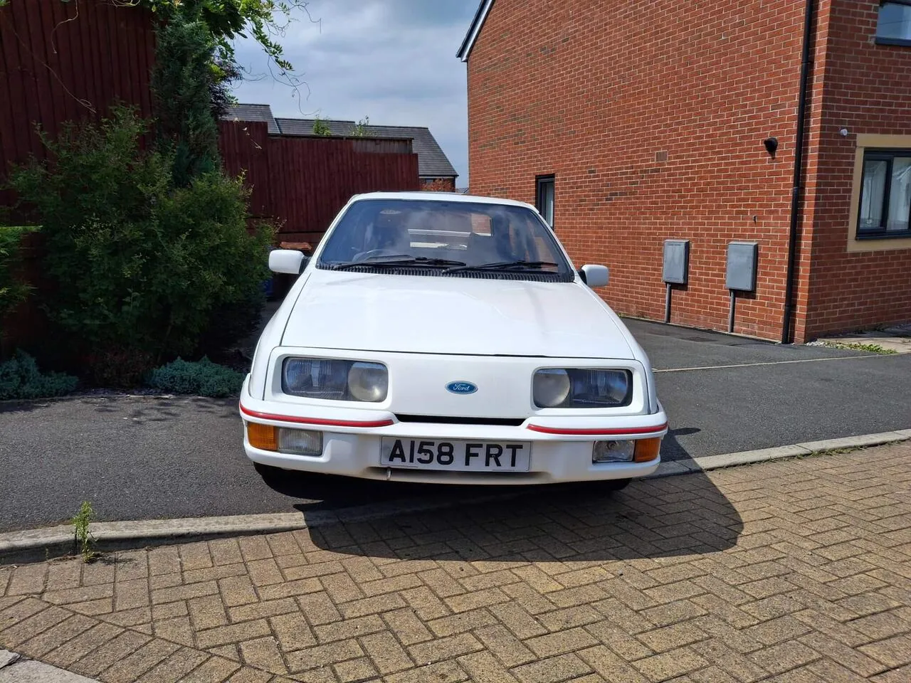 Ford Sierra 1983 photo 2