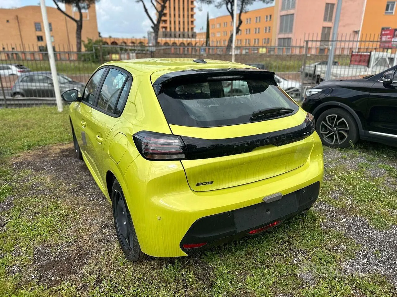 Peugeot 208 2025 photo 3