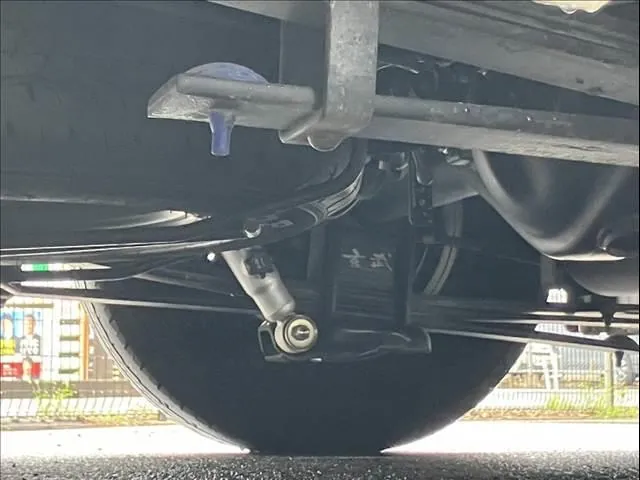 Toyota Hiace 2020 photo 2