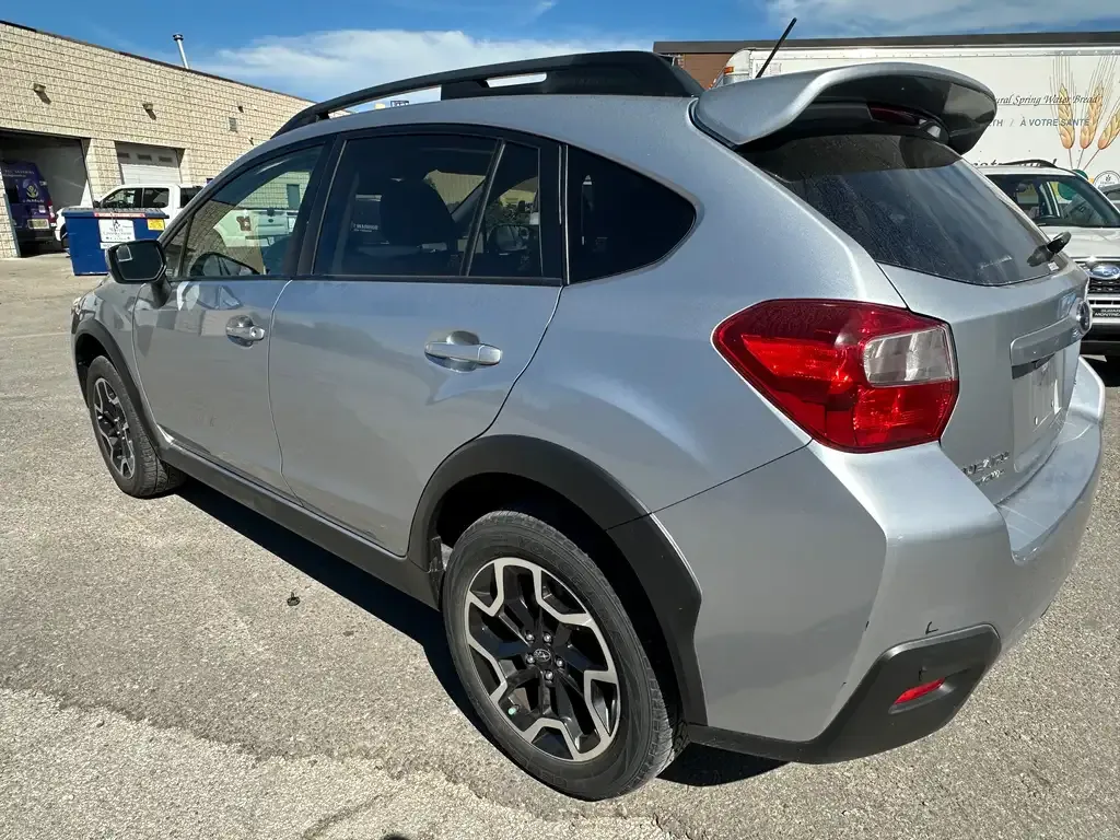 Subaru Crosstrek 2016 photo 2