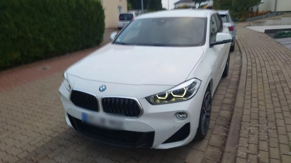 BMW X2