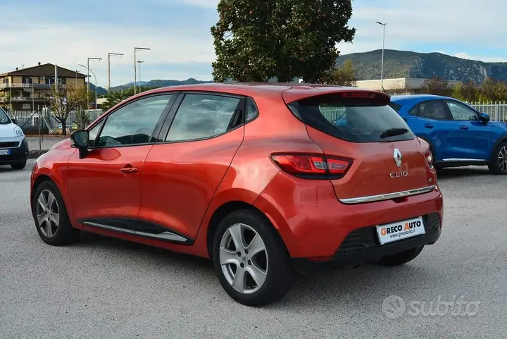 Renault Clio 2013 photo 4